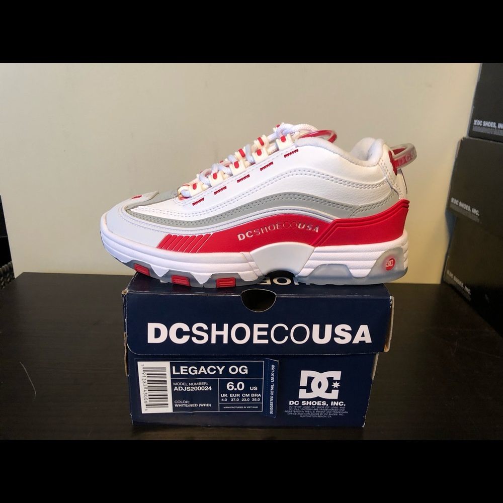 DC Legacy OG Women’s Size 6 New in Box